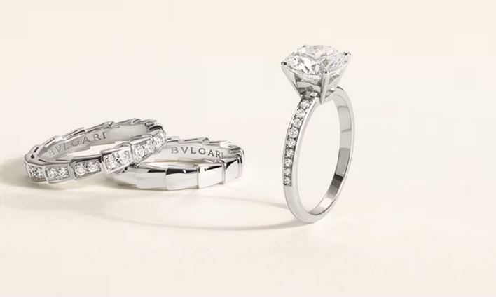 Italian Jewelry: Tradition, Craftsmanship, and Brands of Legendary